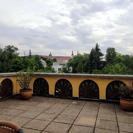 Amalie 1921 Secesni Nostalgie Homestay Olomouc